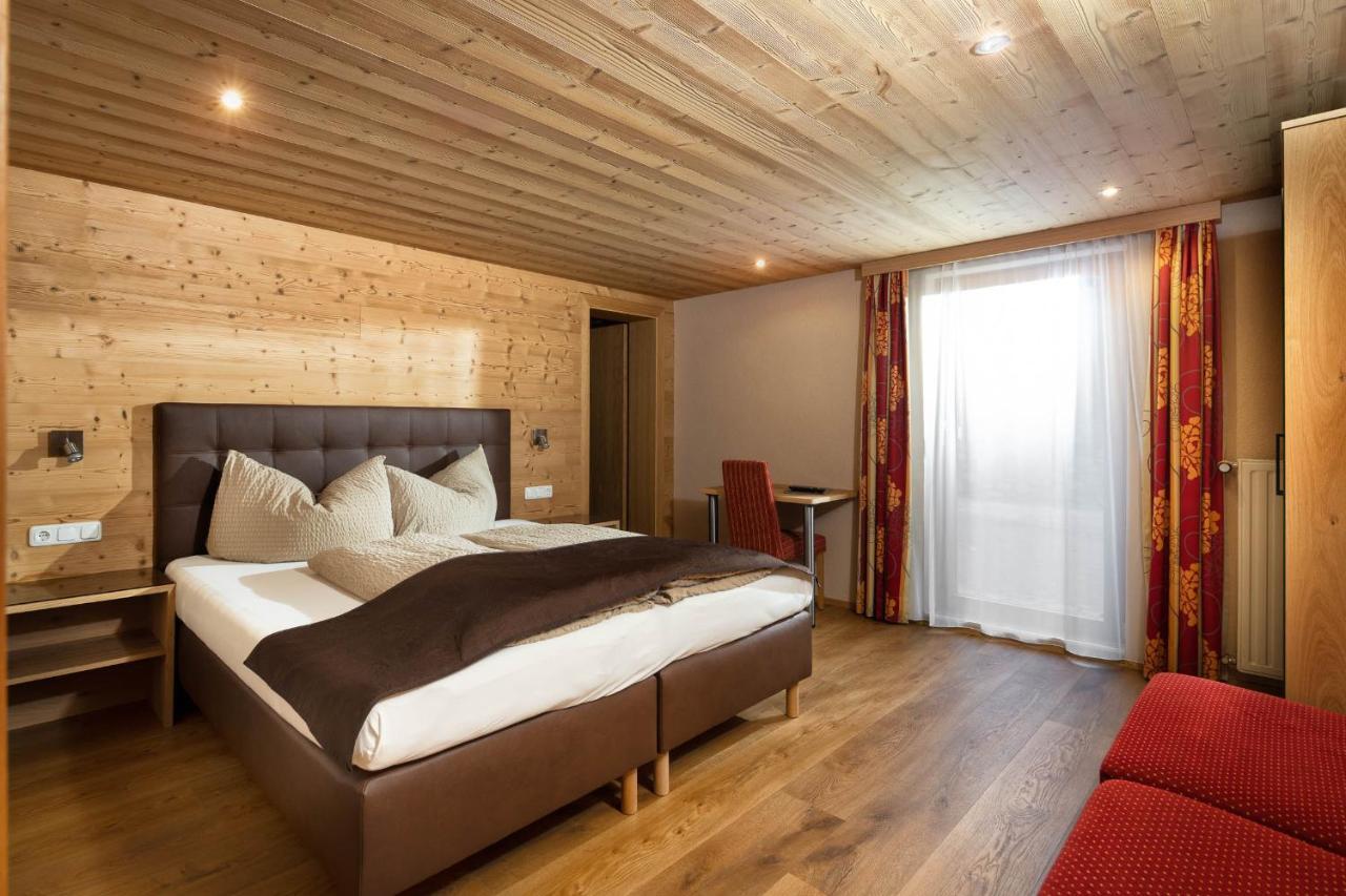 Haus Gafrina Bed and Breakfast Schruns Buitenkant foto