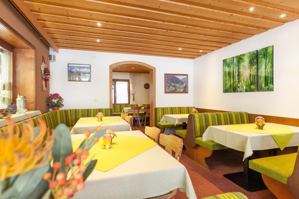 Haus Gafrina Bed and Breakfast Schruns Buitenkant foto